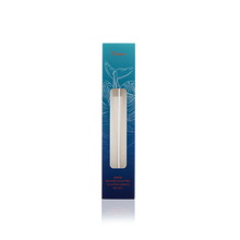 Load image into Gallery viewer, Maya Set of 2 White Sculpted Candles