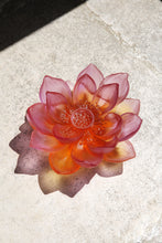 Load image into Gallery viewer, Amber Pink Décorative Flower - Jardin de Lotus